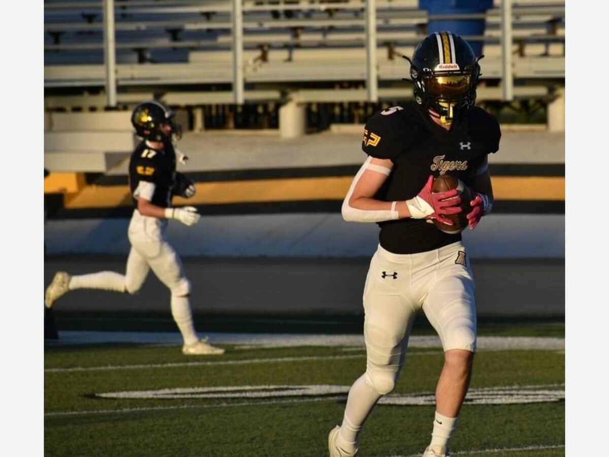 Alamogordo Tigers Varsity Football Defeated by Las Cruces 