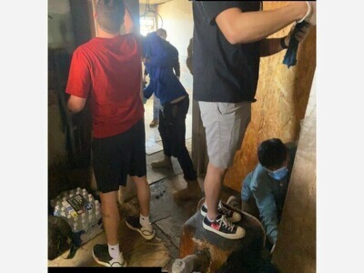 From Flight Line to MainStreet: Holloman’s Hands Build Alamogordo’s Holiday Spirit