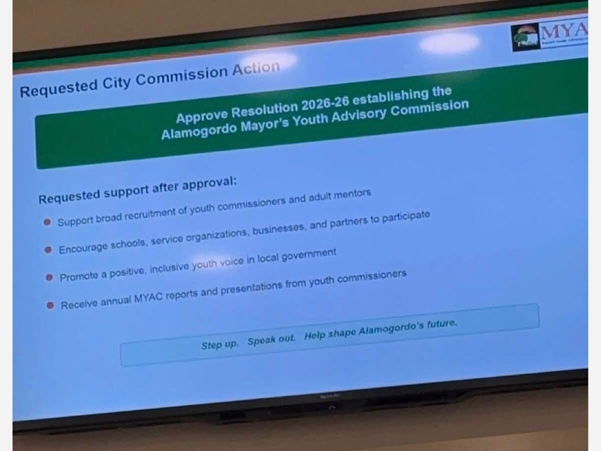Alamogordo City Commission Establishes Mayor’s Youth Advisory Commission, Honors EMT Graduates