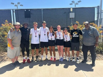 Alamogordo Tiger Tennis Places 2nd at District, Tigers Head to State