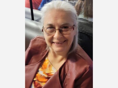 In Memory of Darlene Elizabeth Lowe