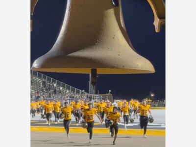 Friday Night Lights Electrify New Mexico: Week 5 Delivers Blowouts, Heartbreaks, and Ranking Shakeups