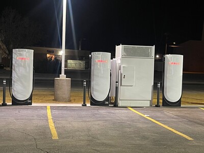 Solar Surge in the Desert: How Clean Energy Thrives in Otero County’s Red Heartland Despite Political Pushback