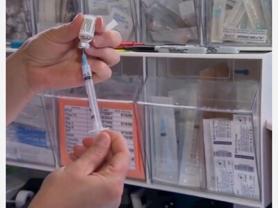 New Mexico Defies Federal Overhaul, Maintains Full Childhood Vaccine Recommendations Amid National Controversy