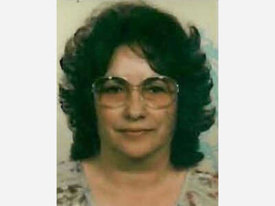 In Memory of Mrs. Josephine L. Payne