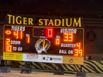 Tigers Open Season with Thrilling 41-33 Victory Over Santa Fe