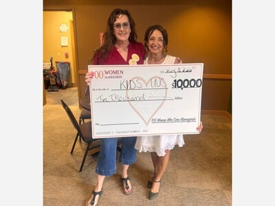 Alamogordo's Powerful Women Unite to Give Back 100 Women Who Care Quarterly Meeting Inspires Change
